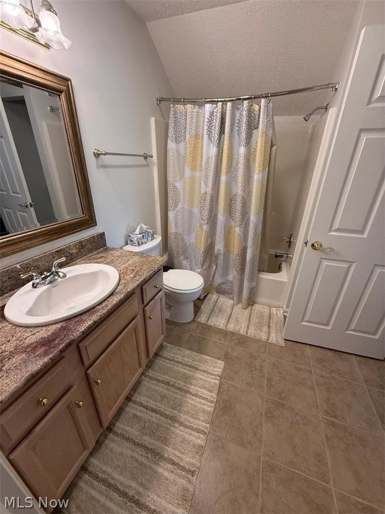 695 E Western Reserve Road Poland OH 44514