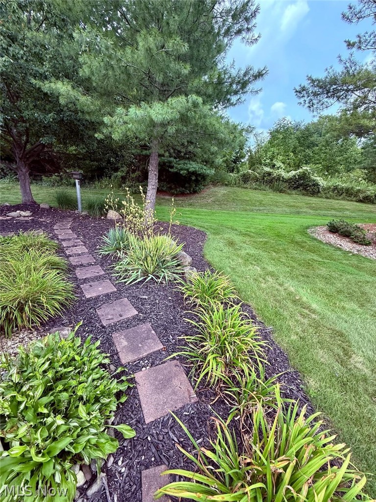 695 E Western Reserve Road Poland OH 44514