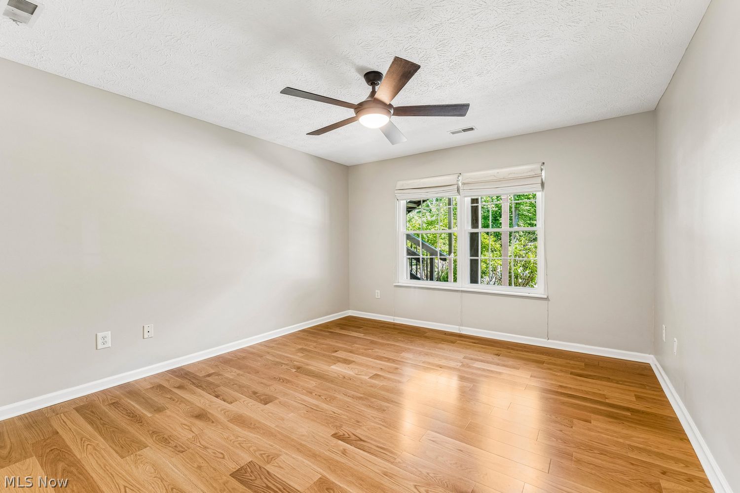 14904 Lenox Drive Strongsville OH 44136