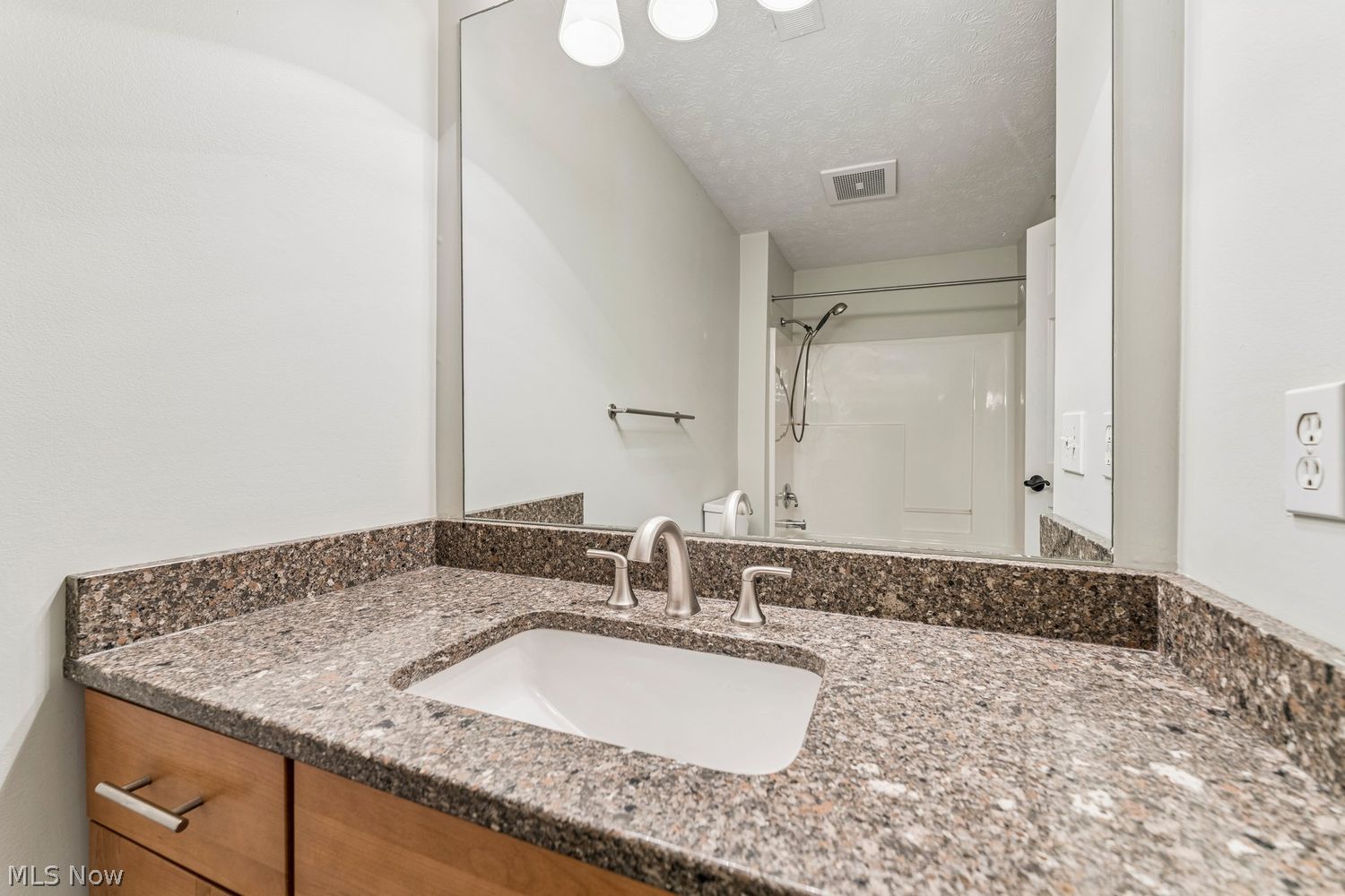 14904 Lenox Drive Strongsville OH 44136