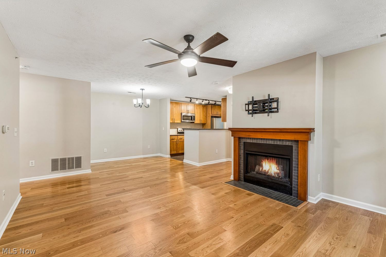 14904 Lenox Drive Strongsville OH 44136