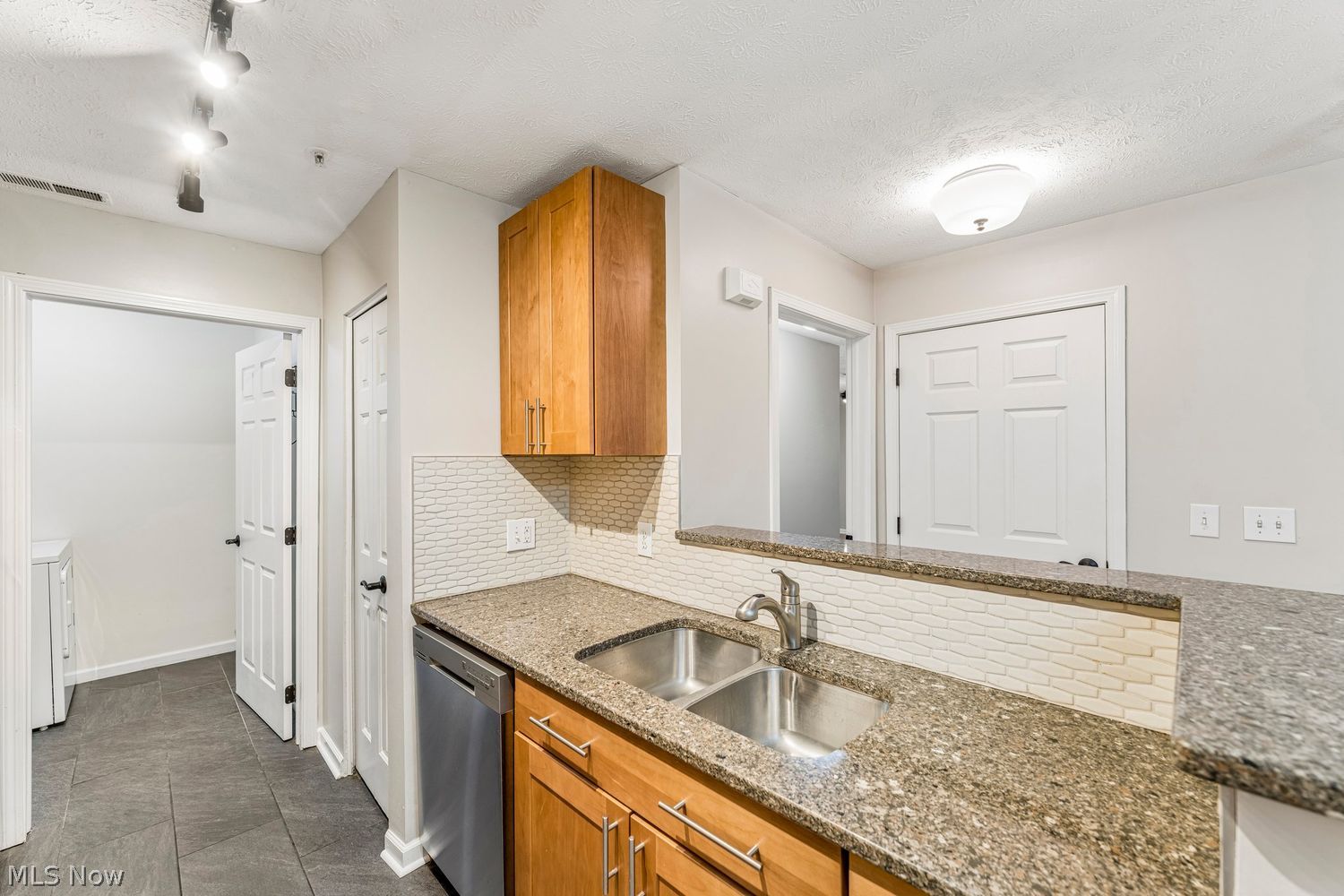 14904 Lenox Drive Strongsville OH 44136
