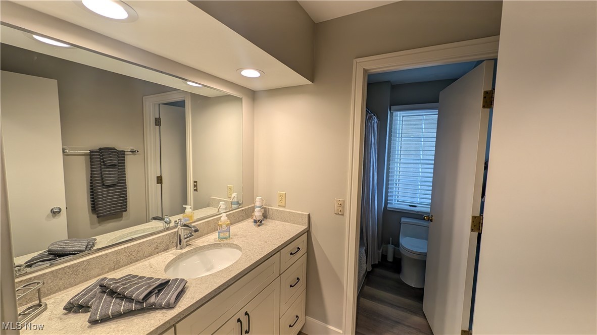 4446 E Marin Port Clinton OH 43452