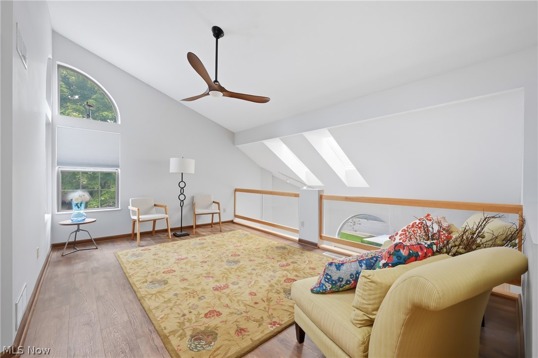 347 N Bayshore Drive Columbiana OH 44408