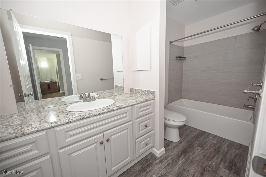 17672 Eastbrook Trail Chagrin Falls OH 44023