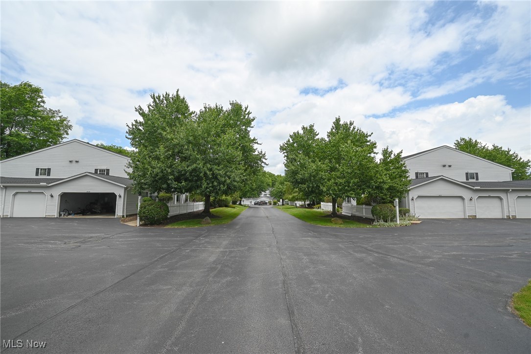 17672 Eastbrook Trail Chagrin Falls OH 44023