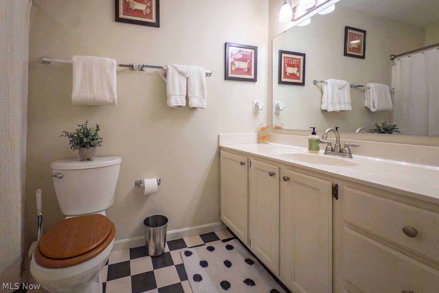3592 Sparrow Pond Circle Akron OH 44333