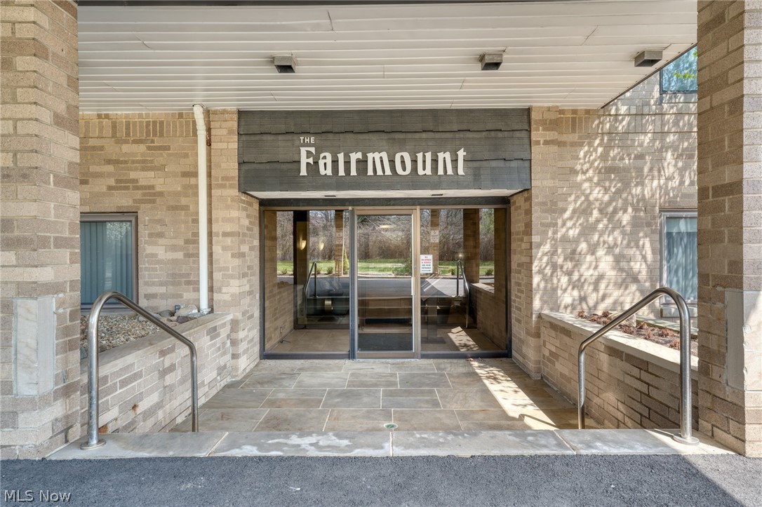 25805 Fairmount Boulevard Beachwood OH 44122