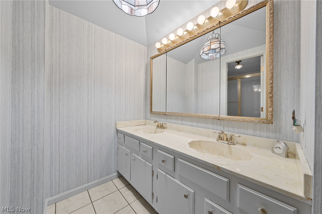 25805 Fairmount Boulevard Beachwood OH 44122