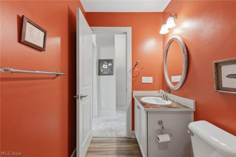 7306 Marina Court Cleveland OH 44102