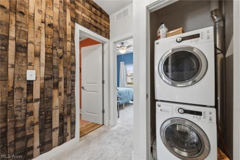 7306 Marina Court Cleveland OH 44102