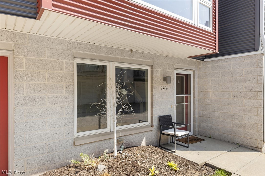 7306 Marina Court Cleveland OH 44102