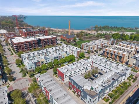 7306 Marina Court Cleveland OH 44102
