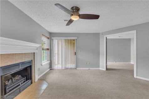 180 Fox Hollow Drive Mayfield Heights OH 44124