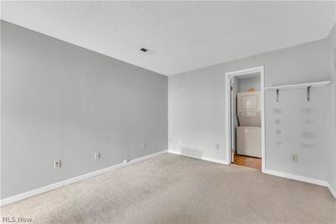 180 Fox Hollow Drive Mayfield Heights OH 44124