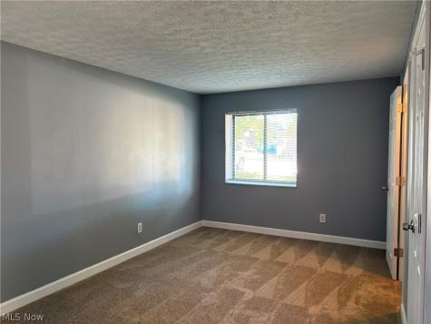 9600 Cove Drive North Royalton OH 44133