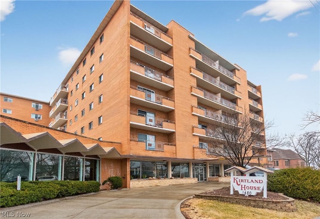 1480 Warren Road Lakewood OH 44107