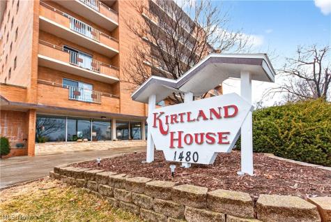 1480 Warren Road Lakewood OH 44107