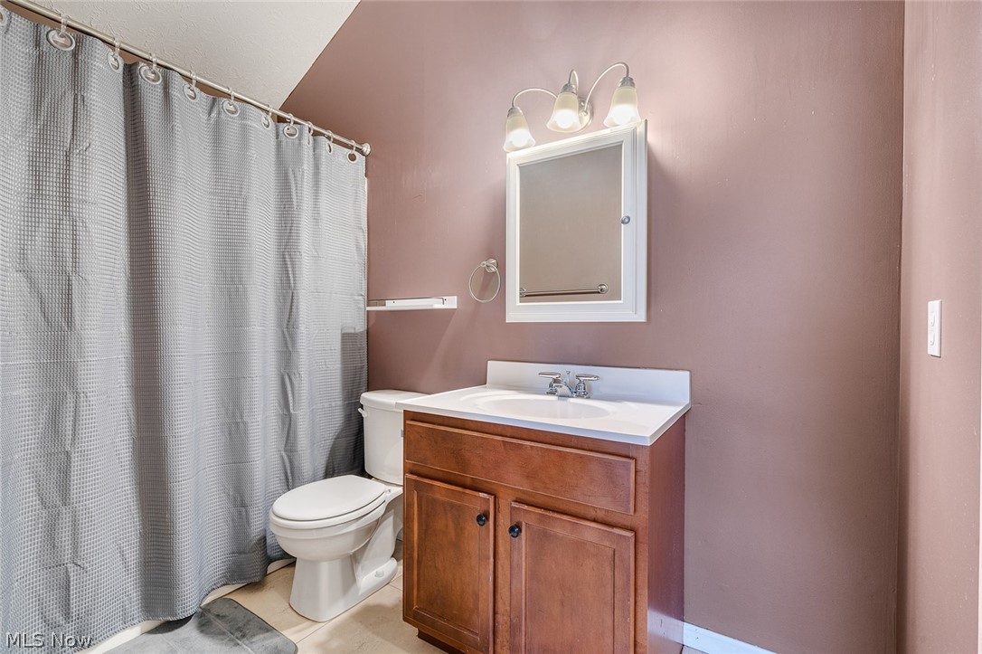 3277 Pheasant Run Road Cortland OH 44410