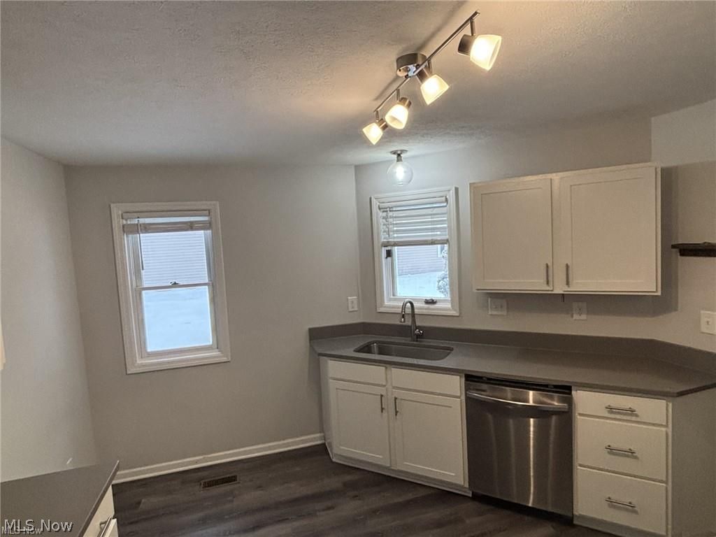 146 Marian Lane Berea OH 44017