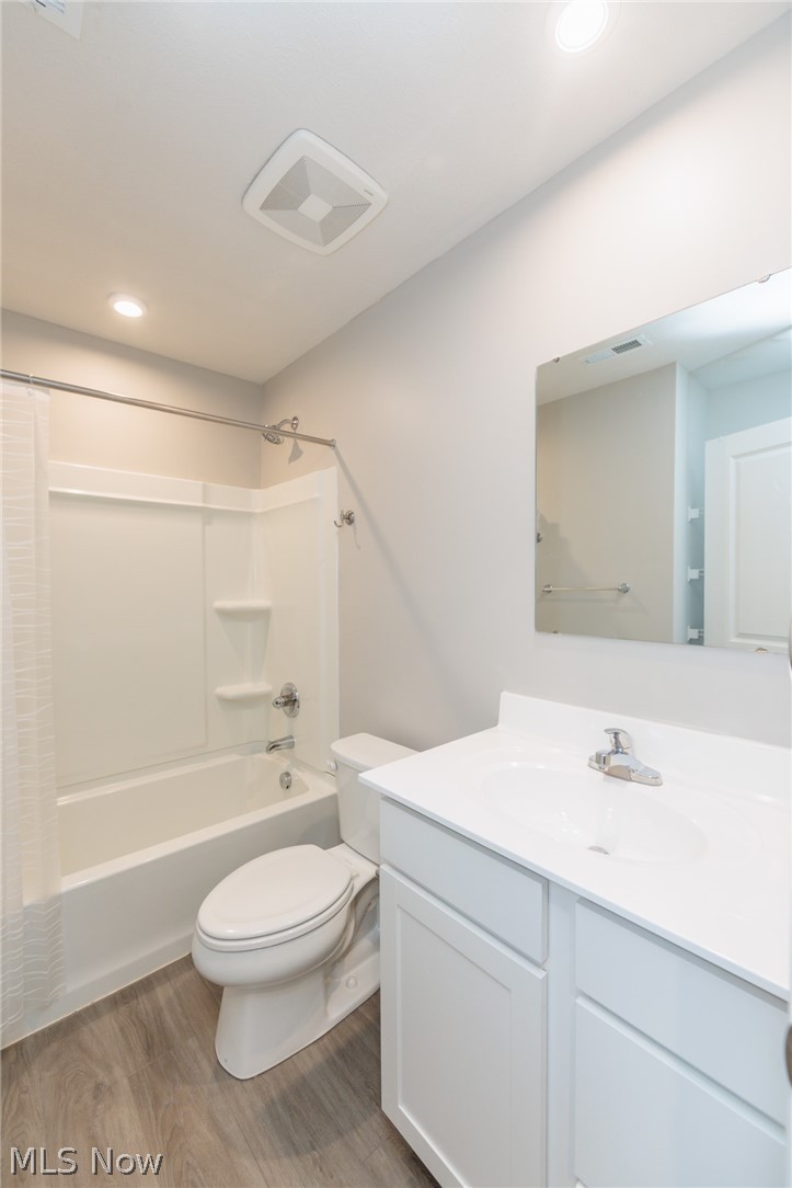 784 Pine Spring Drive Painesville OH 44077