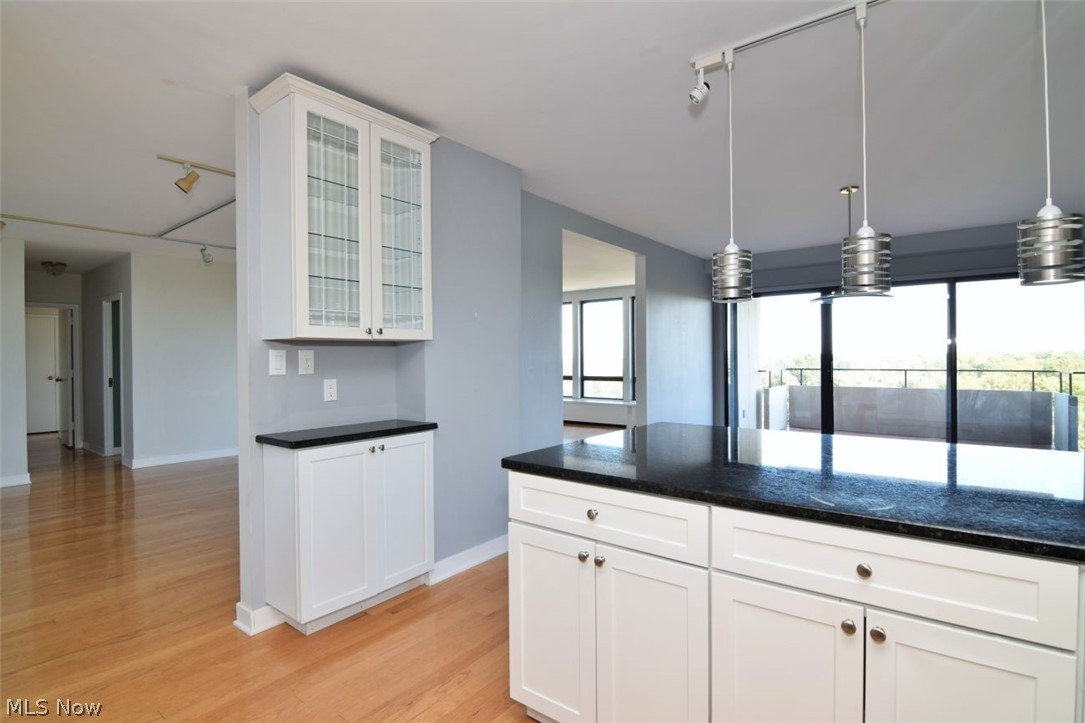 1 Bratenahl Place Bratenahl OH 44108