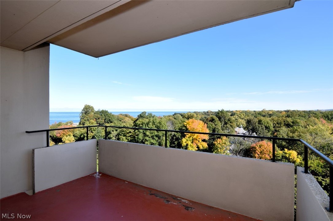 1 Bratenahl Place Bratenahl OH 44108