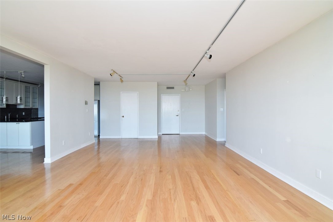 1 Bratenahl Place Bratenahl OH 44108