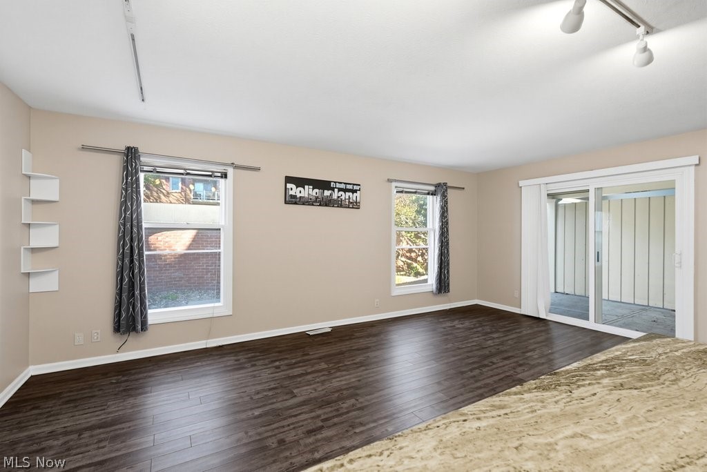 2109 Glouchester Drive Lyndhurst OH 44124