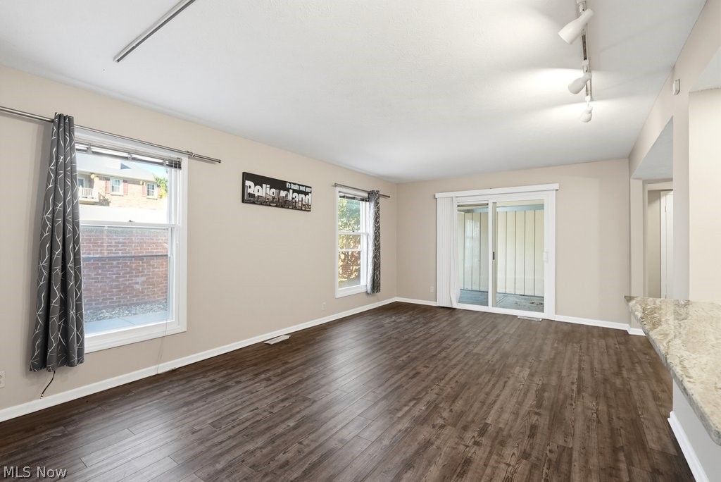 2109 Glouchester Drive Lyndhurst OH 44124