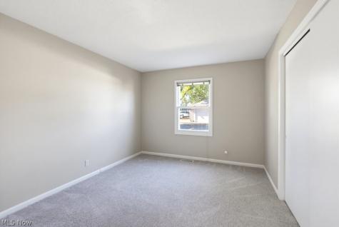2109 Glouchester Drive Lyndhurst OH 44124