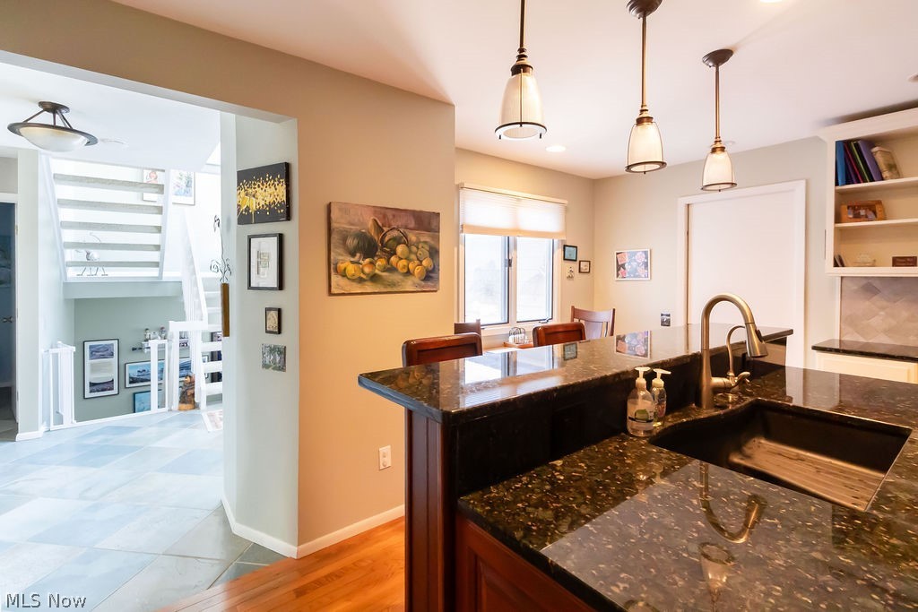 3 Hanover Lane Beachwood OH 44122