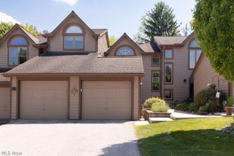3 Hanover Lane Beachwood OH 44122