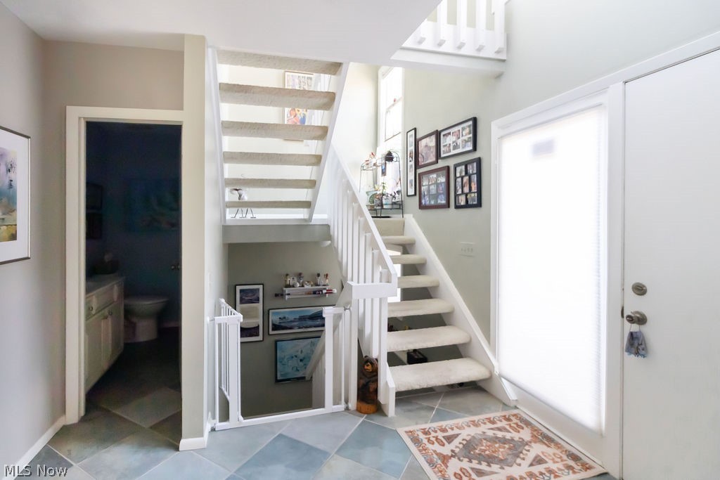 3 Hanover Lane Beachwood OH 44122