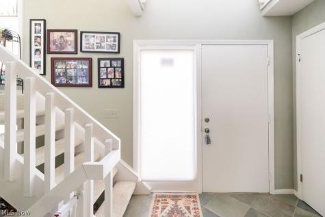 3 Hanover Lane Beachwood OH 44122