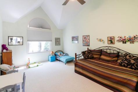 3 Hanover Lane Beachwood OH 44122