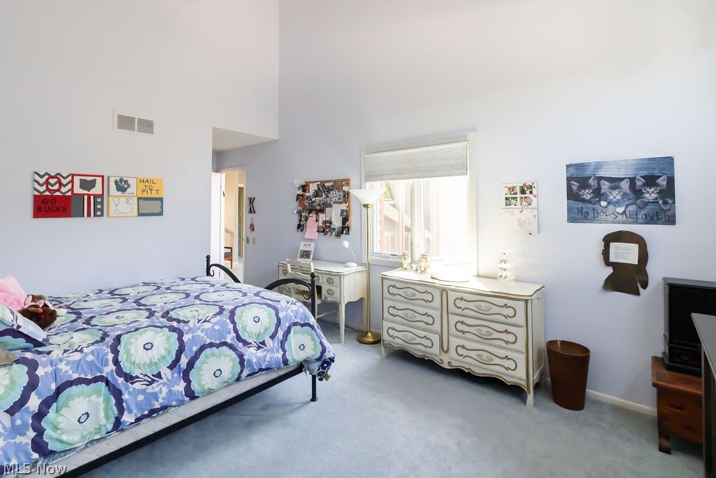 3 Hanover Lane Beachwood OH 44122