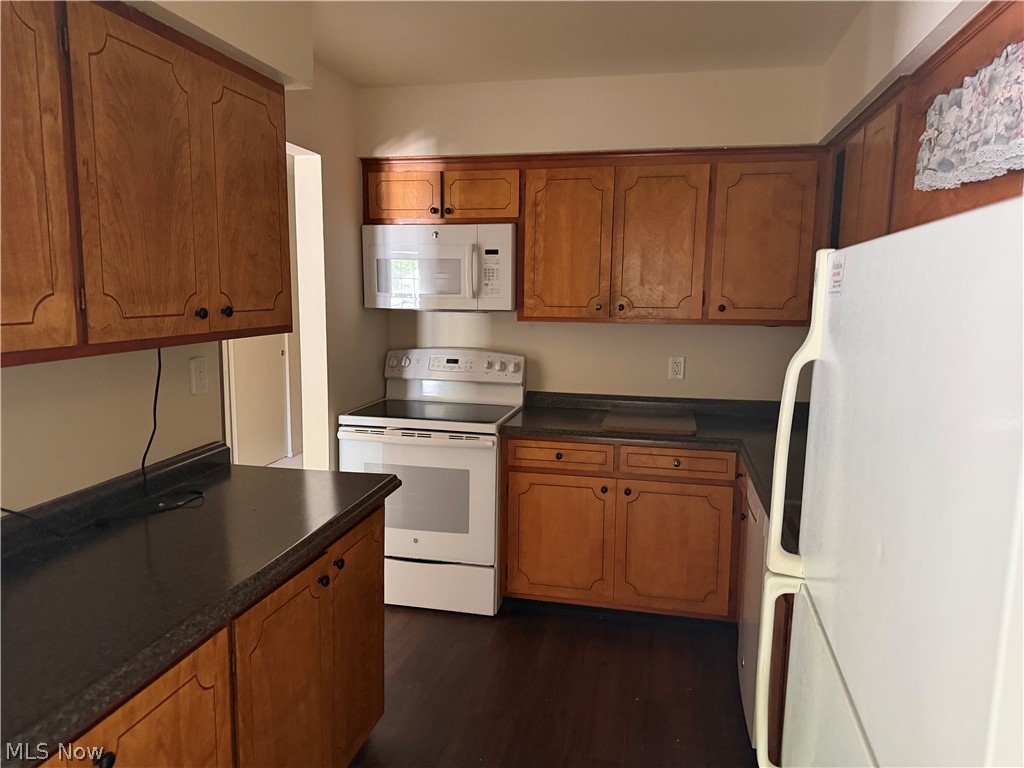 2 Meadowlawn Drive Mentor OH 44060