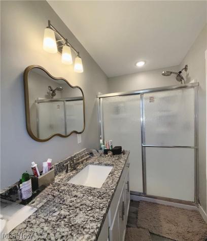 1012 Redwood Lane Streetsboro OH 44241
