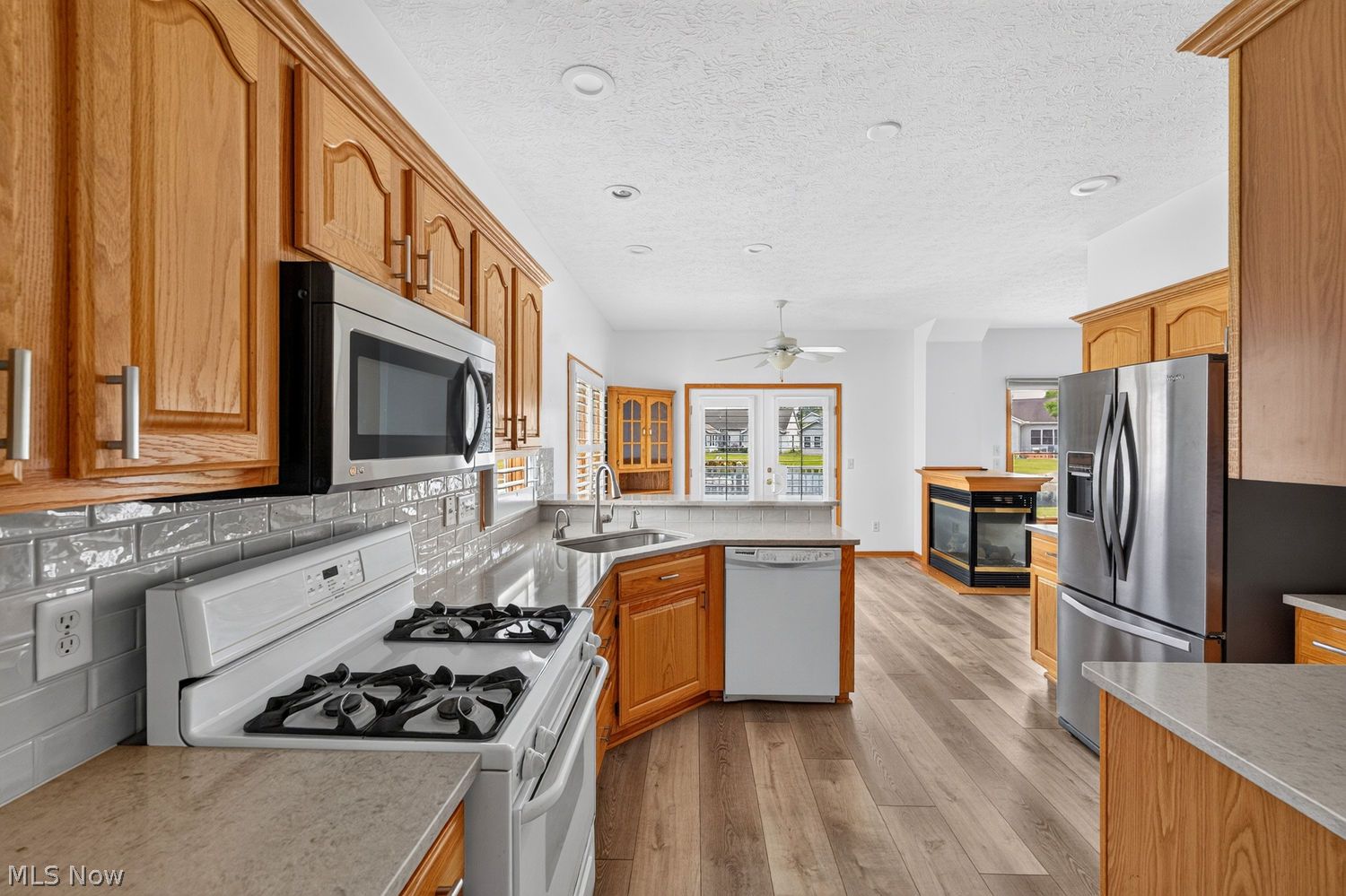 125 Gleneagle Drive Elyria OH 44035