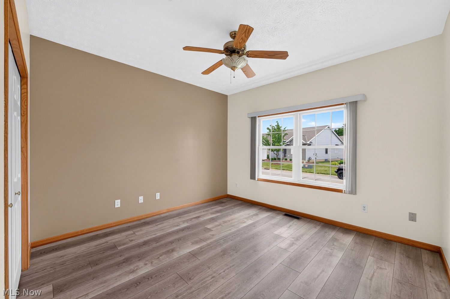 125 Gleneagle Drive Elyria OH 44035