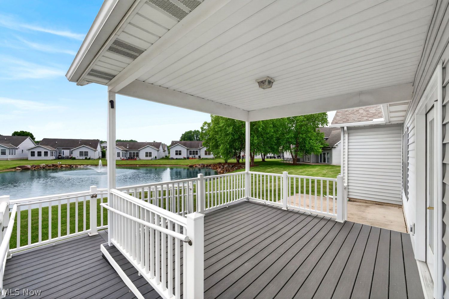 125 Gleneagle Drive Elyria OH 44035