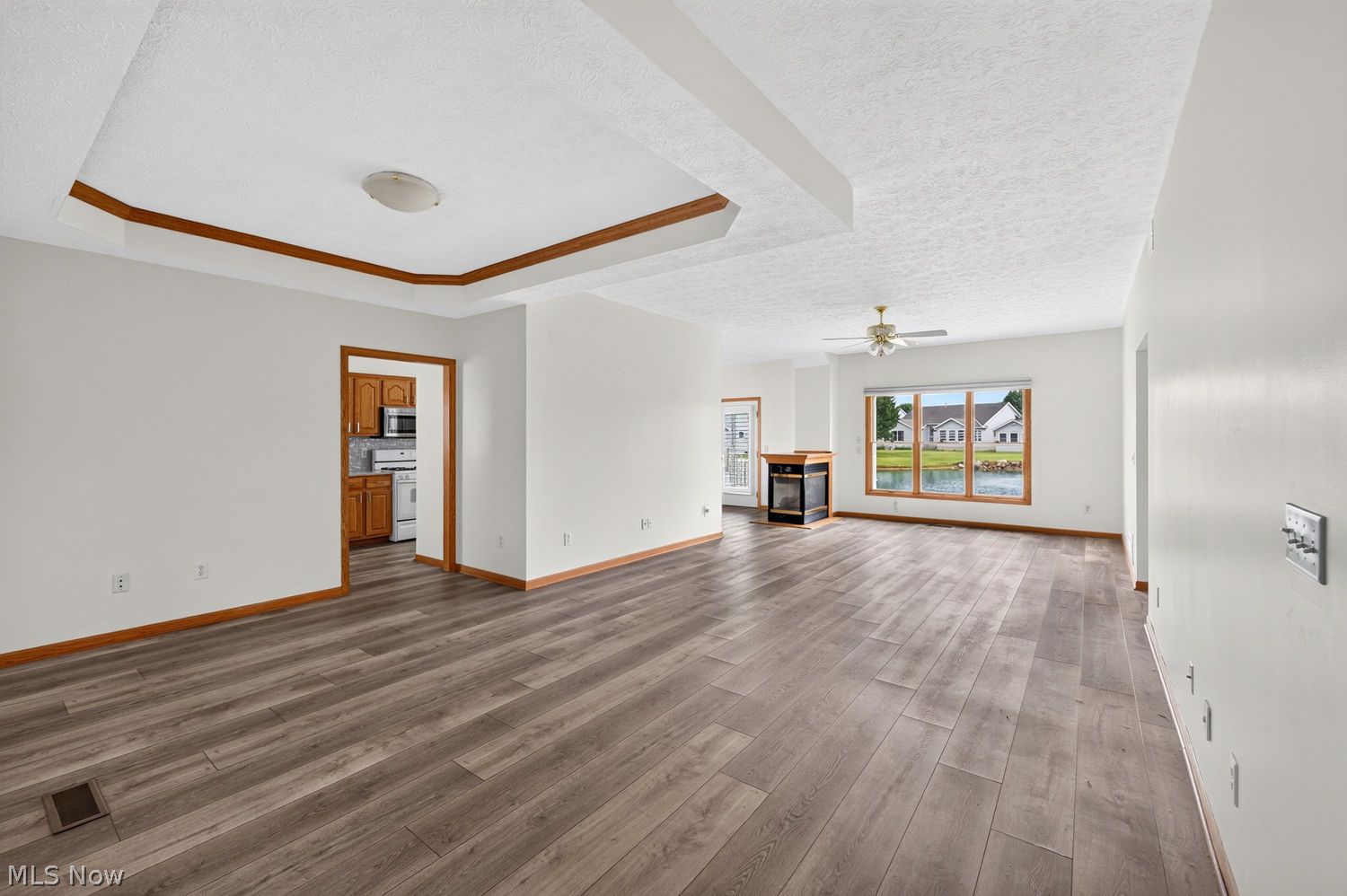 125 Gleneagle Drive Elyria OH 44035