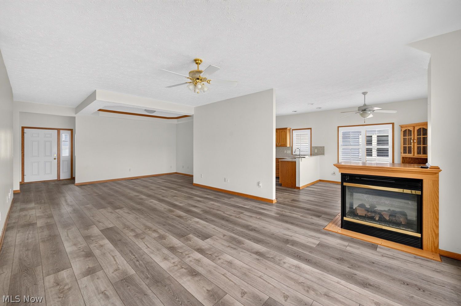 125 Gleneagle Drive Elyria OH 44035