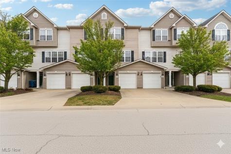 3769 Freedom Place Lorain OH 44053