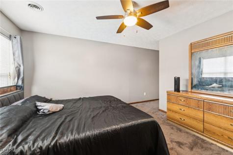 3769 Freedom Place Lorain OH 44053