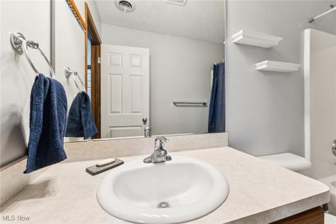 3769 Freedom Place Lorain OH 44053