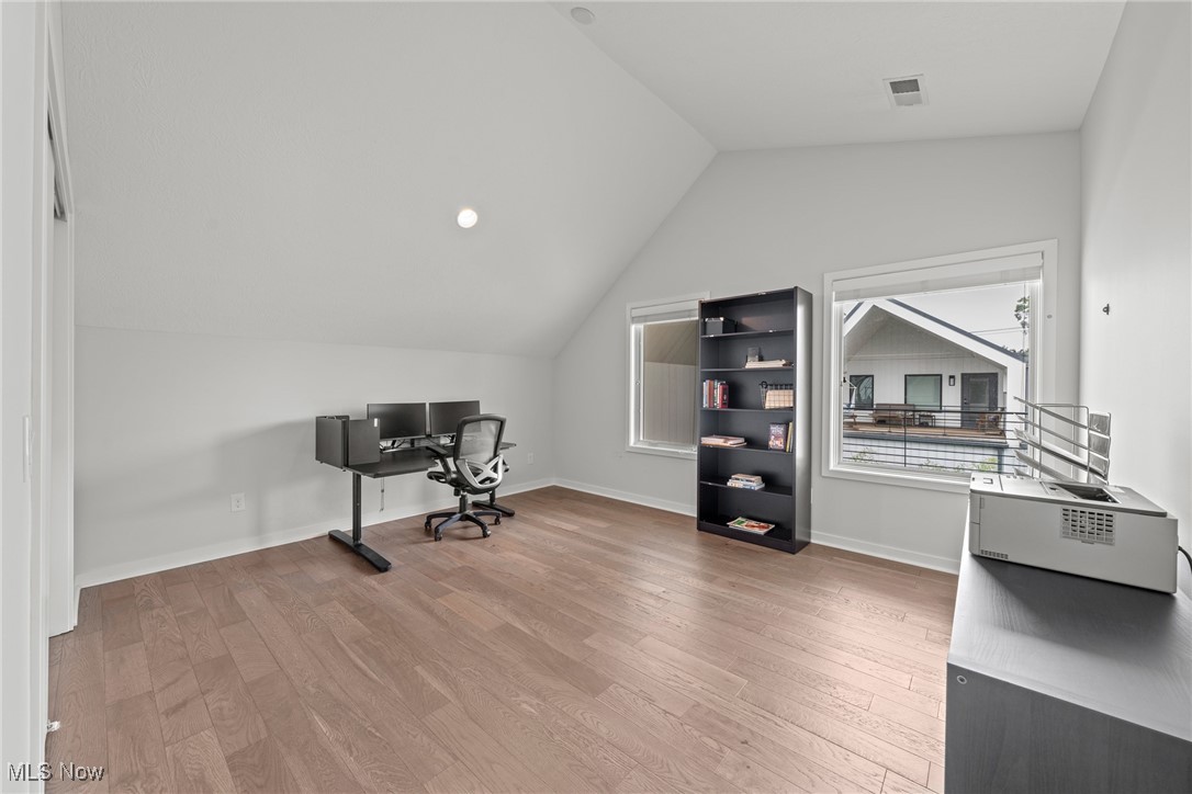 2426 Richmond Road Beachwood OH 44122