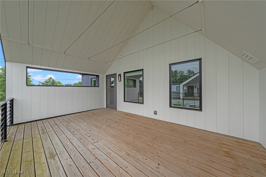 2426 Richmond Road Beachwood OH 44122