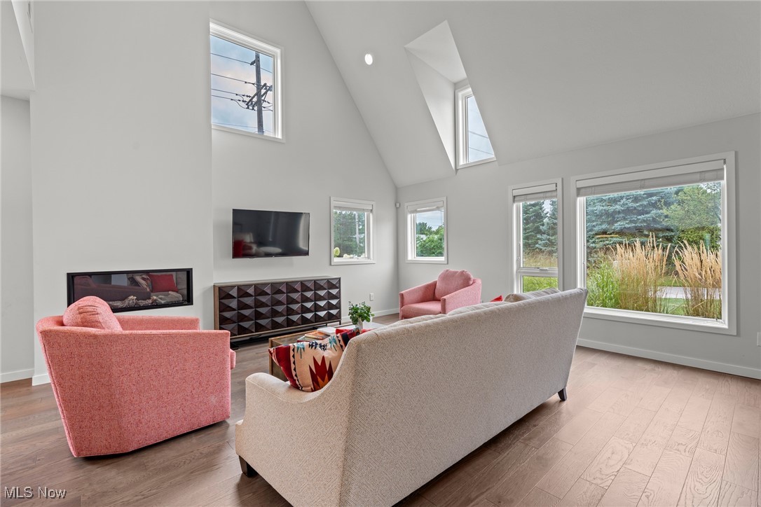 2426 Richmond Road Beachwood OH 44122